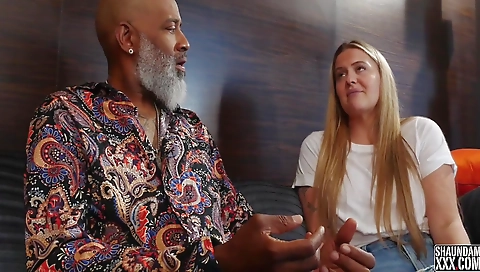 Tiff Loves Older Men Teaser 6 Min - Shaundam Xxx And Wisconsin Tiff