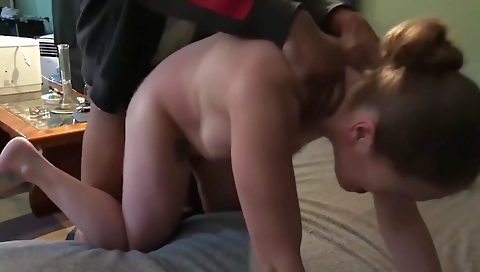 Big booty amateur girl with a huge ass gets fucked