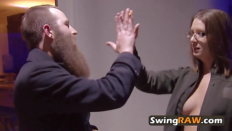 Amateur swingers get their throats stuffed and licked